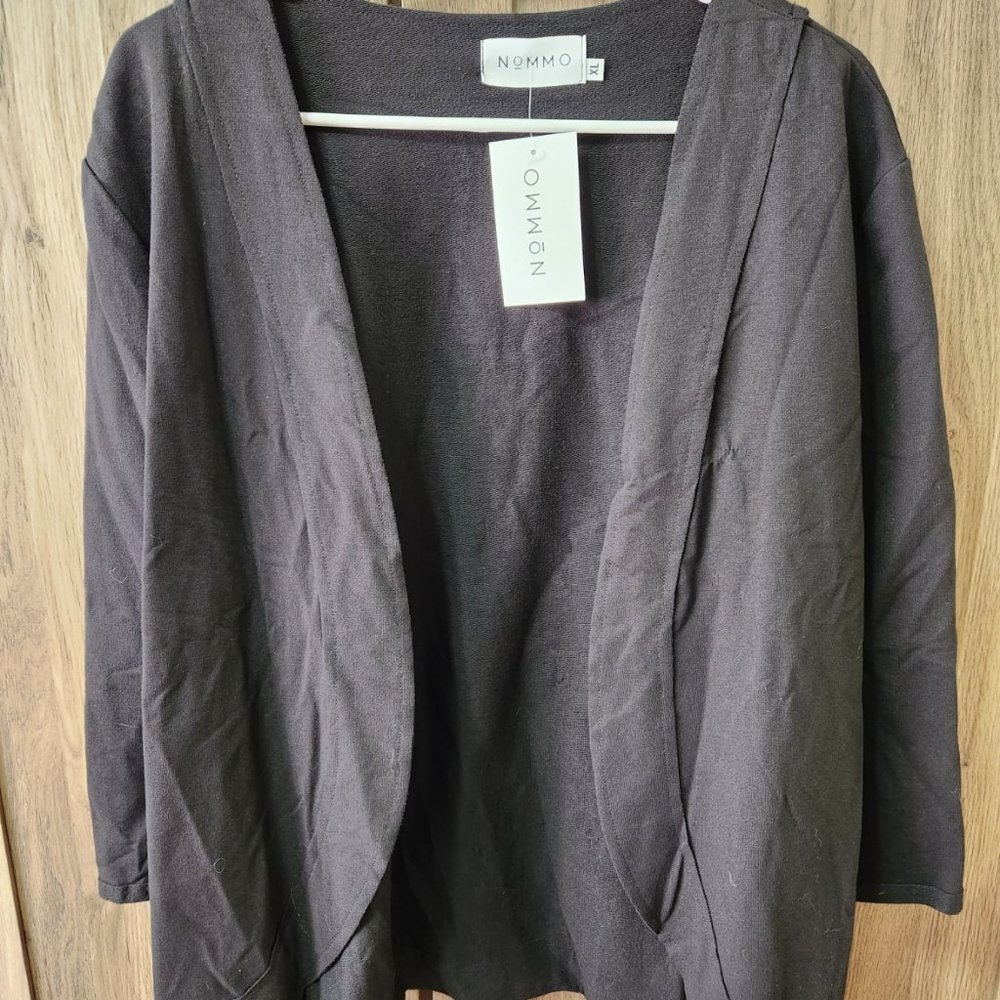 NWT Black Caridan XL